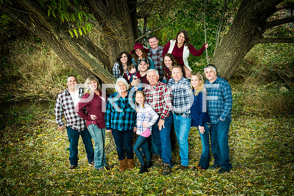 0001-2016_Marvin_and_Cheri_Family_3758