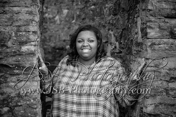 2018_Sara_Rhoads_Senior_Session_017-6583