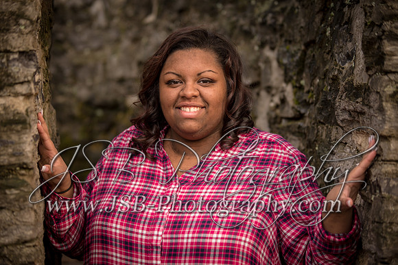 2018_Sara_Rhoads_Senior_Session_018-6584