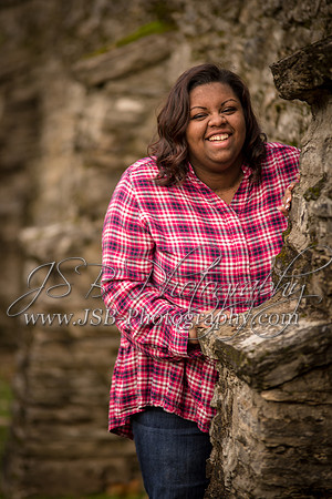 2018_Sara_Rhoads_Senior_Session_039-6641