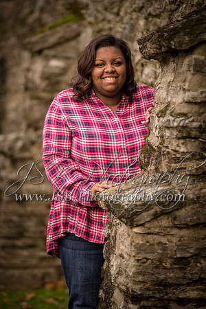 2018_Sara_Rhoads_Senior_Session_040-6644