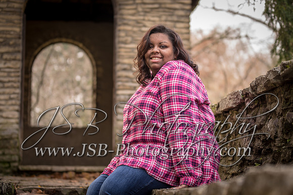 2018_Sara_Rhoads_Senior_Session_051-6684