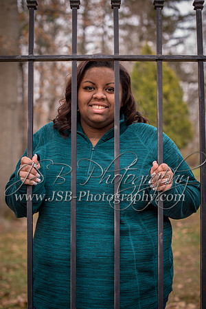 2018_Sara_Rhoads_Senior_Session_069-6744