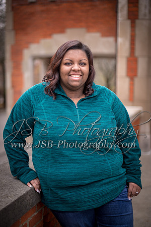 2018_Sara_Rhoads_Senior_Session_088-6817