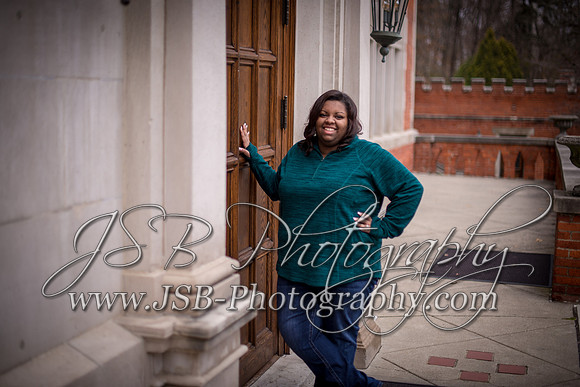 2018_Sara_Rhoads_Senior_Session_090-6825