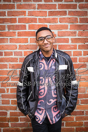 2018_Engram_Senior_Session-074-8687