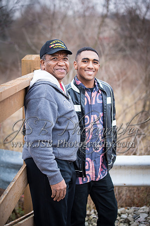 2018_Engram_Senior_Session-082-8716
