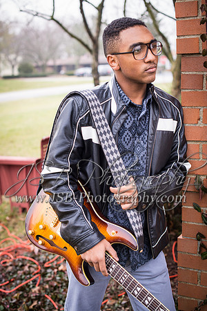 2018_Engram_Senior_Session-006-8409