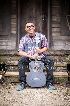 2018_Engram_Senior_Session-010-8432