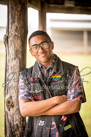 2018_Engram_Senior_Session-017-8452