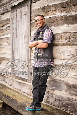 2018_Engram_Senior_Session-022-8470