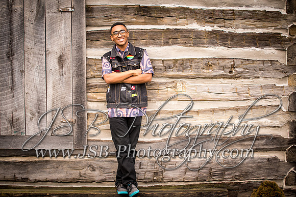 2018_Engram_Senior_Session-023-8475