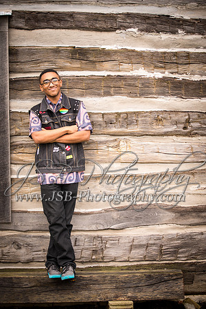 2018_Engram_Senior_Session-024-8480