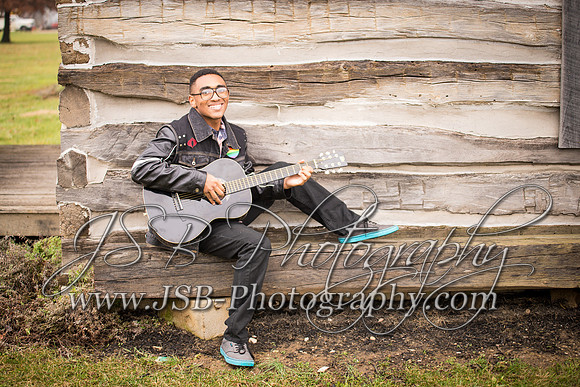 2018_Engram_Senior_Session-027-8492