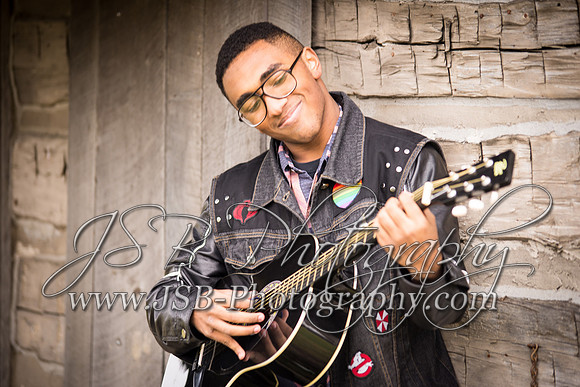2018_Engram_Senior_Session-032-8516