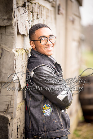 2018_Engram_Senior_Session-039-8552
