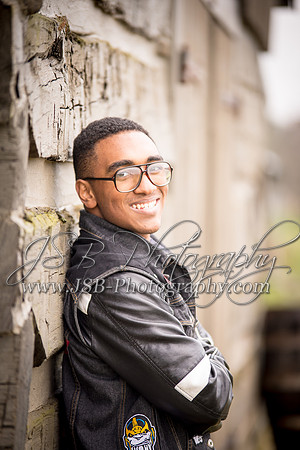 2018_Engram_Senior_Session-040-8556
