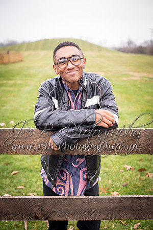 2018_Engram_Senior_Session-060-8648