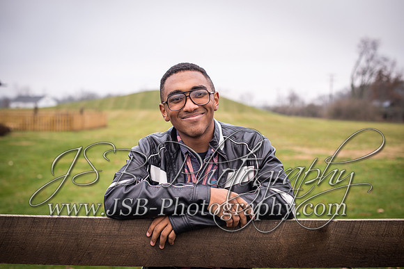 2018_Engram_Senior_Session-061-8650