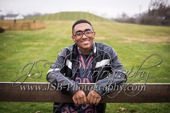 2018_Engram_Senior_Session-067-8664