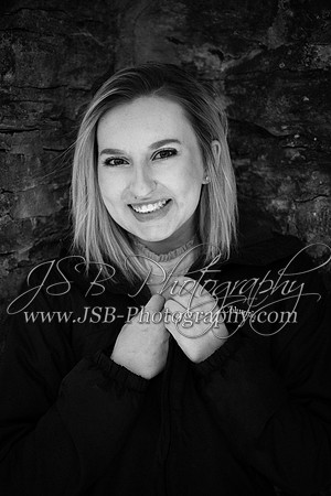 2019_Alison_Copley_Senior_Session-077-8890-2_pp