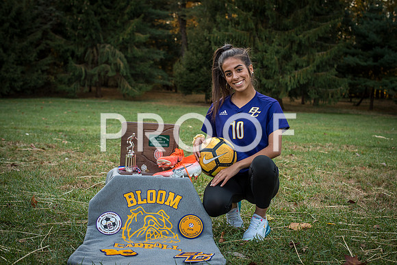 2019_Savanna_Rife_Senior_9383