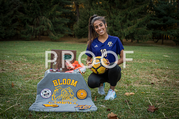 2019_Savanna_Rife_Senior_9386