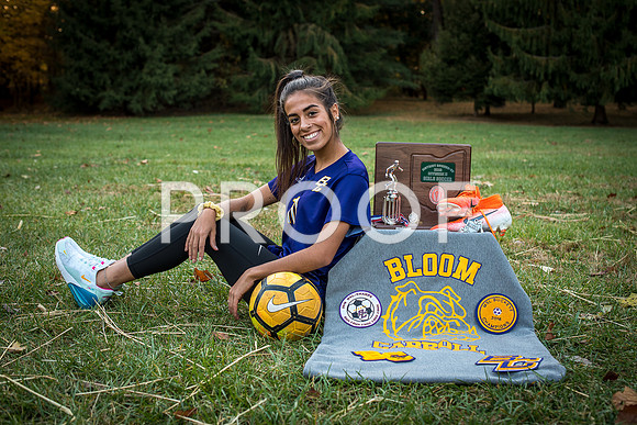 2019_Savanna_Rife_Senior_9392