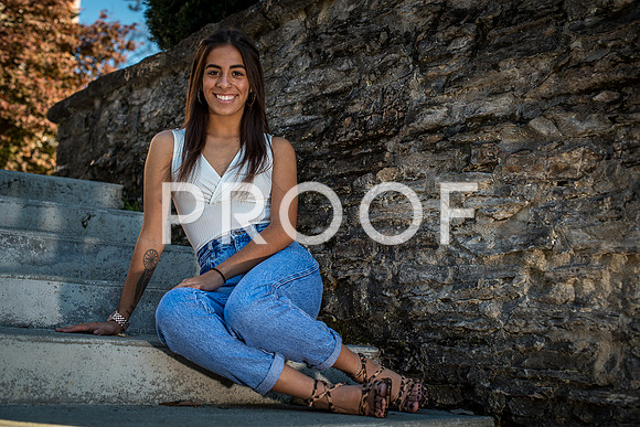 2019_Savanna_Rife_Senior_9244
