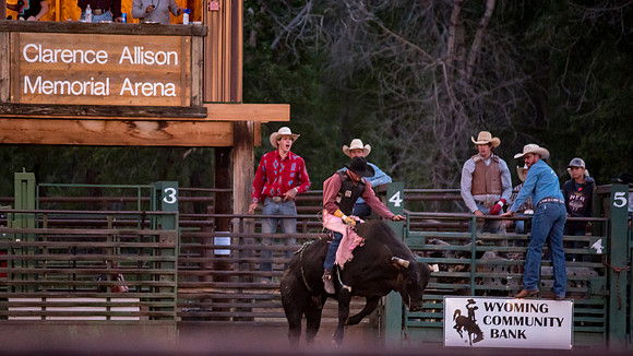 2020_FamilyVaca_Day06_DuboisRodeo_20200710_211233.4520